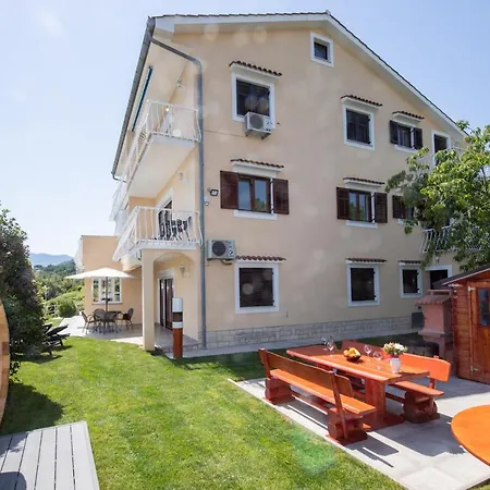 Bela Vista 5 Rustikales Apartment *